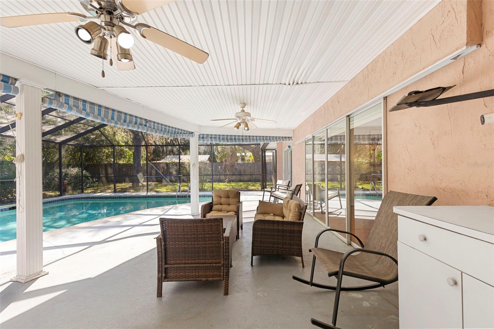 8976 LAKE DR, NEW PORT RICHEY, FL, 34654