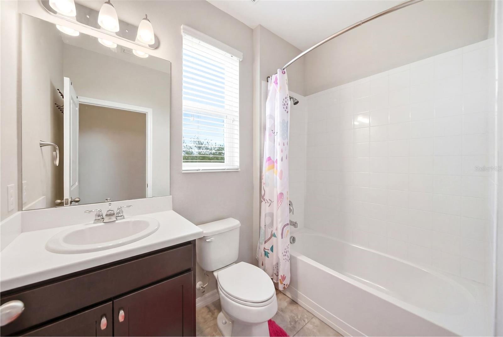 947 MAYPOLE DR, APOPKA, FL, 32703