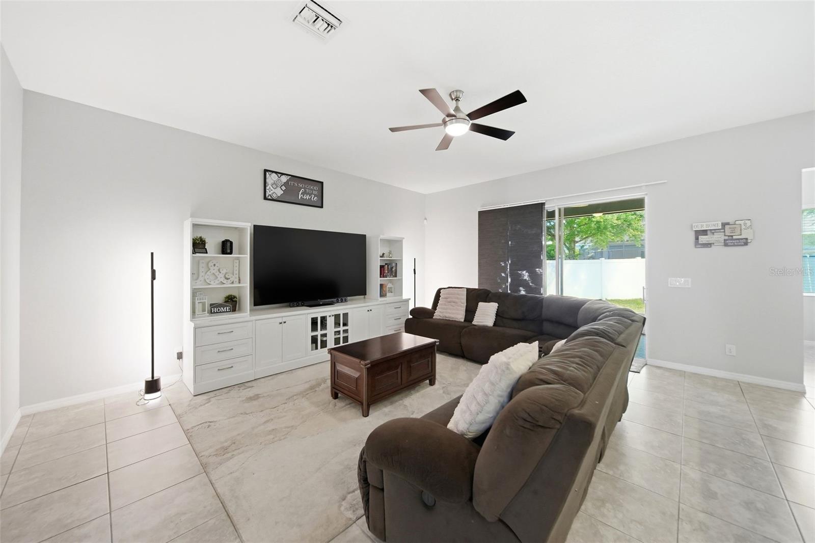 947 MAYPOLE DR, APOPKA, FL, 32703