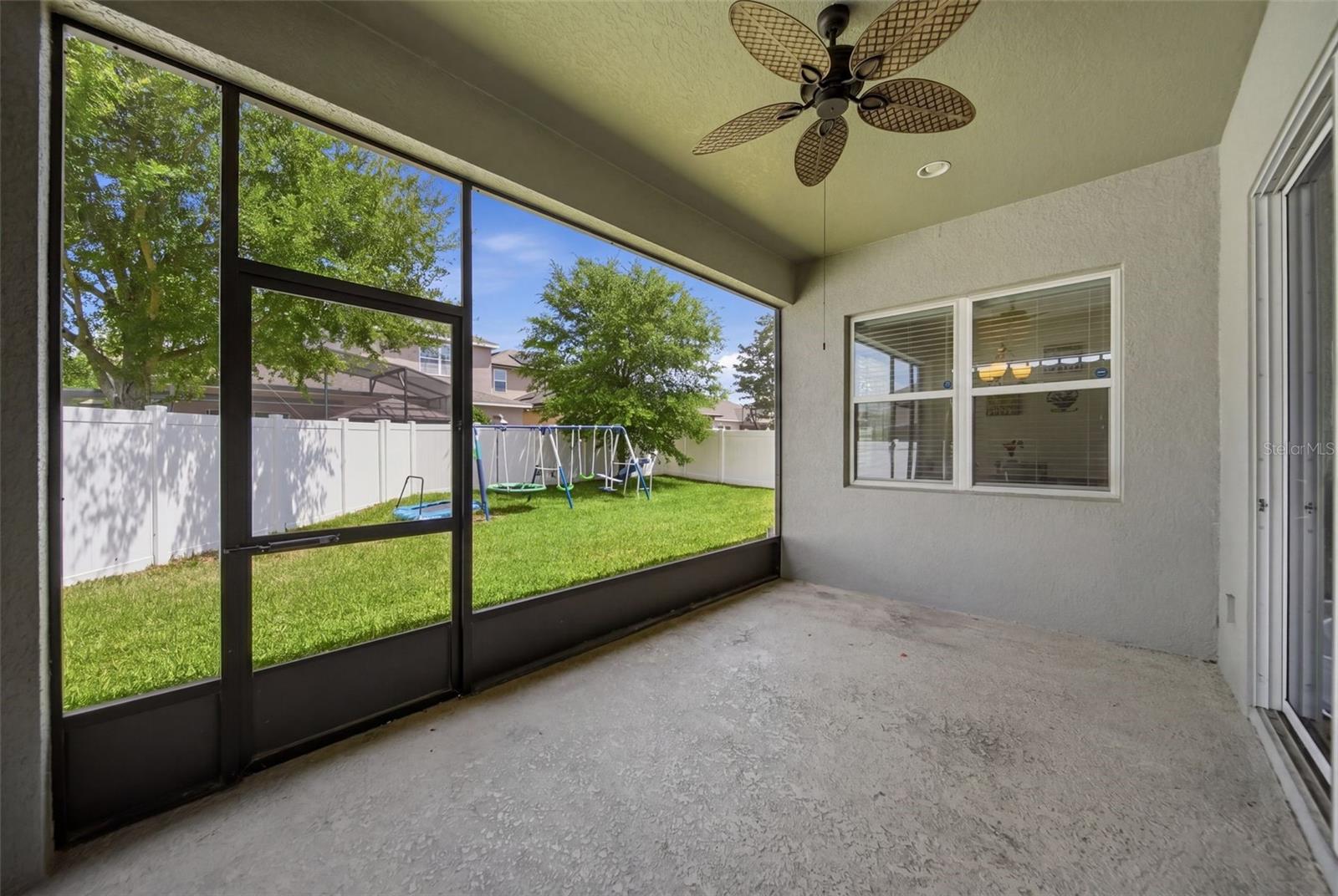 947 MAYPOLE DR, APOPKA, FL, 32703