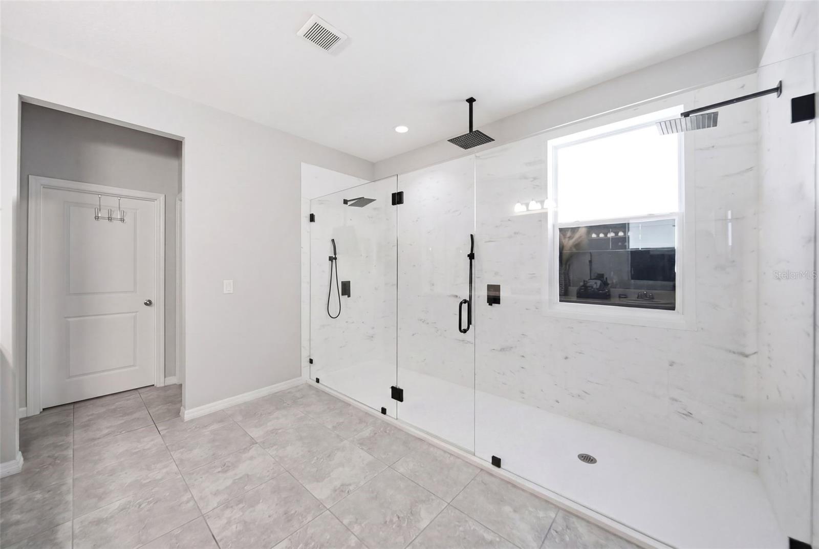 947 MAYPOLE DR, APOPKA, FL, 32703