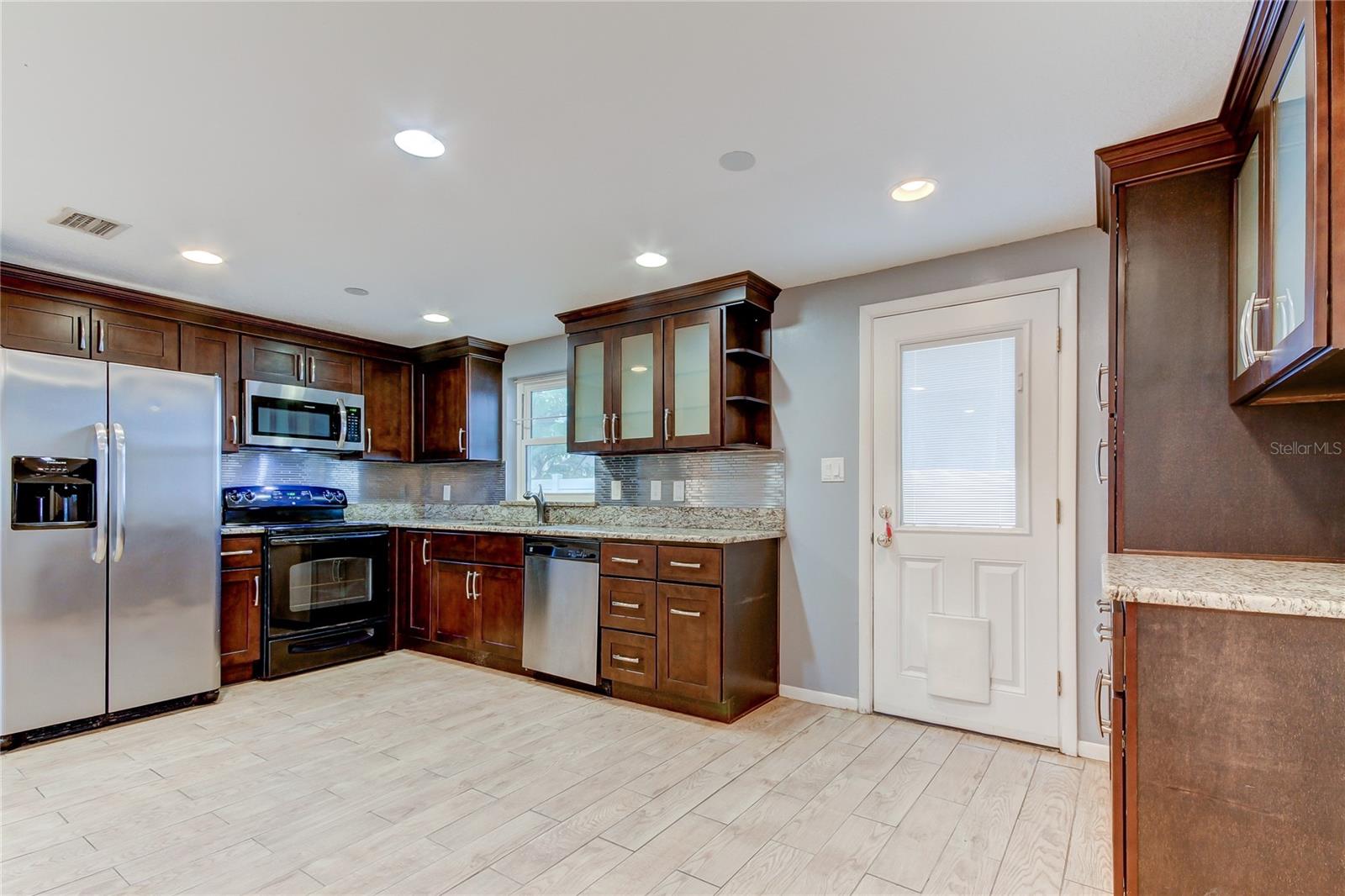 2925 W TYSON AVE, TAMPA, FL, 33611