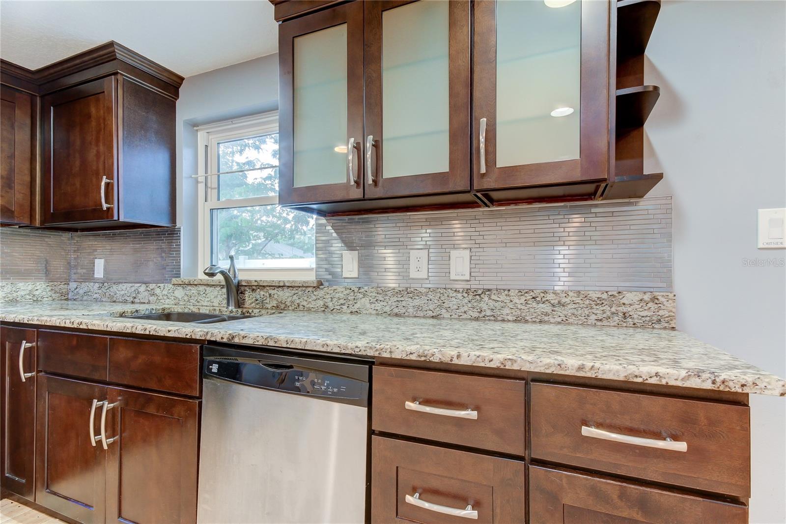 2925 W TYSON AVE, TAMPA, FL, 33611