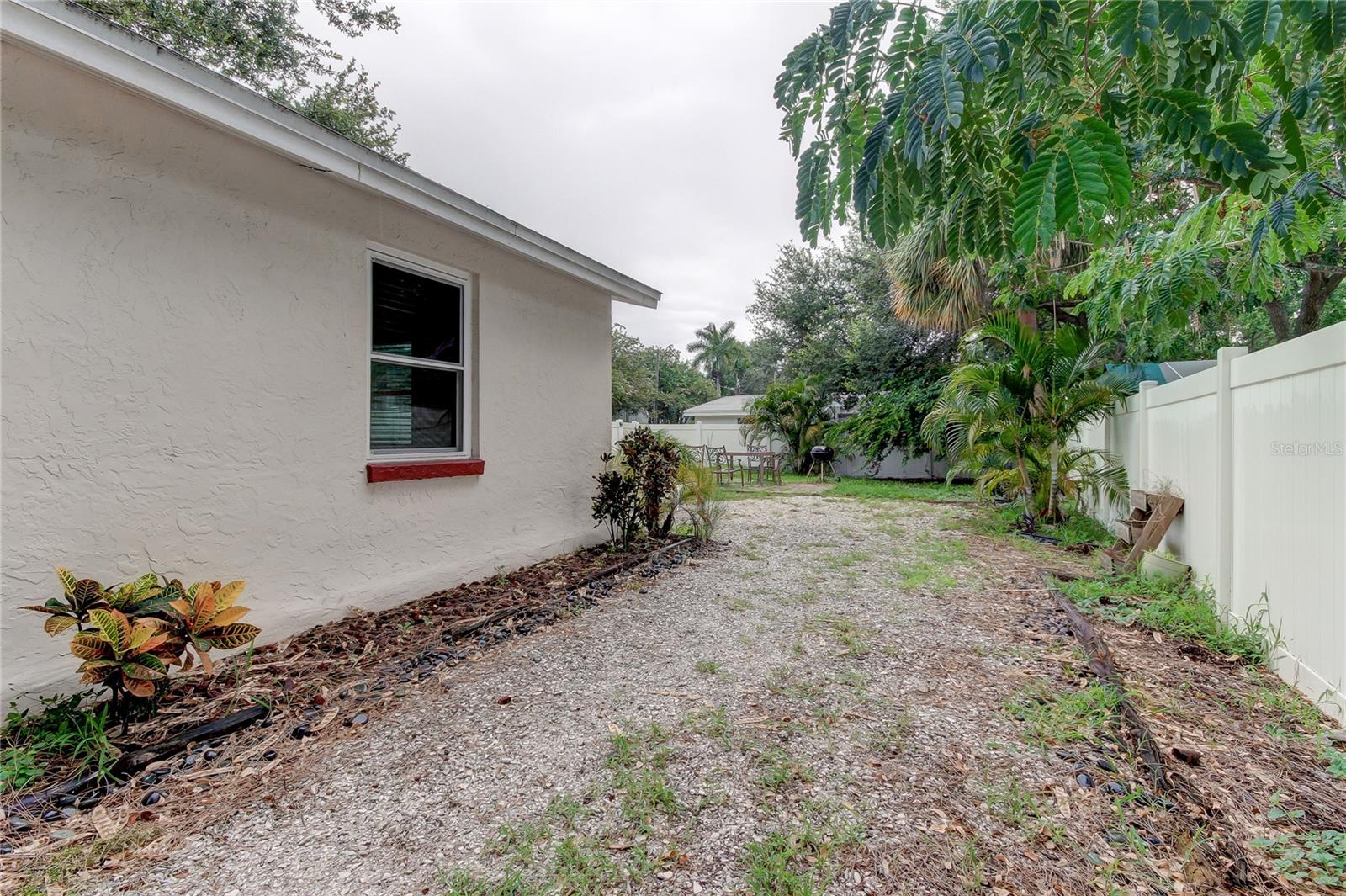 2925 W TYSON AVE, TAMPA, FL, 33611