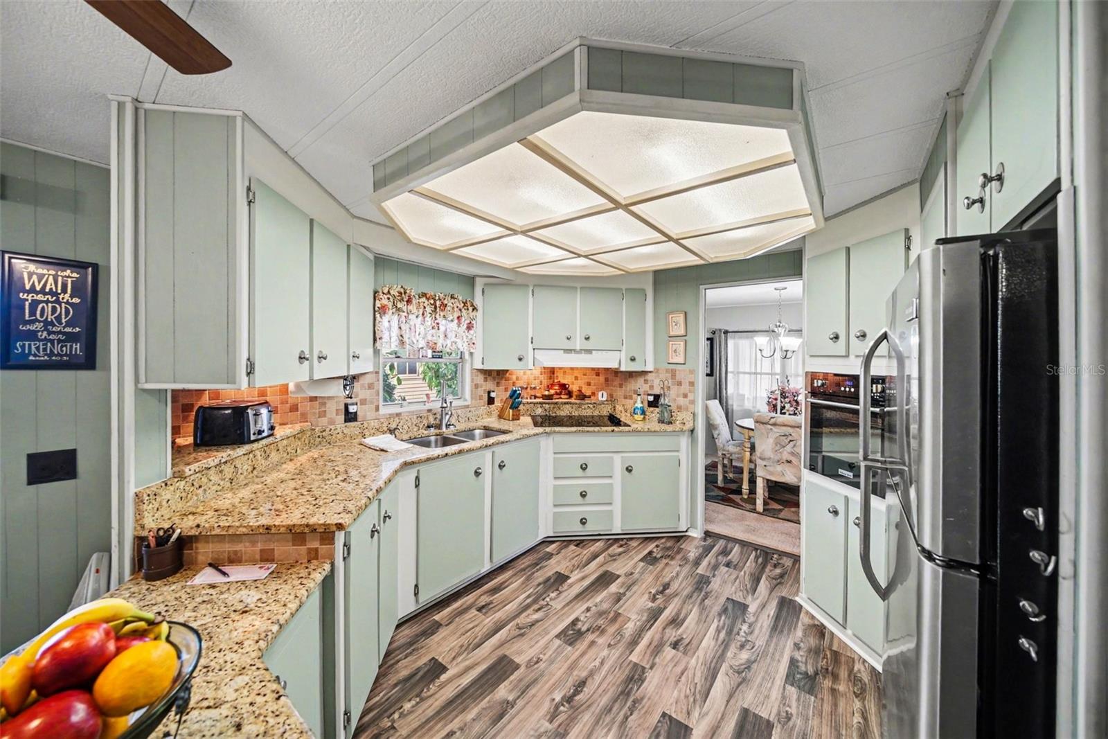 12501 ULMERTON RD #33, LARGO, FL, 33774