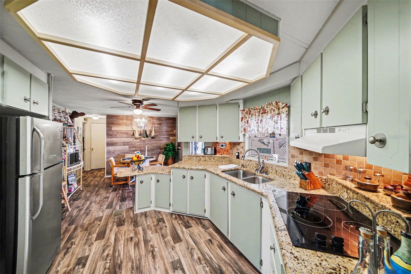 12501 ULMERTON RD #33, LARGO, FL, 33774