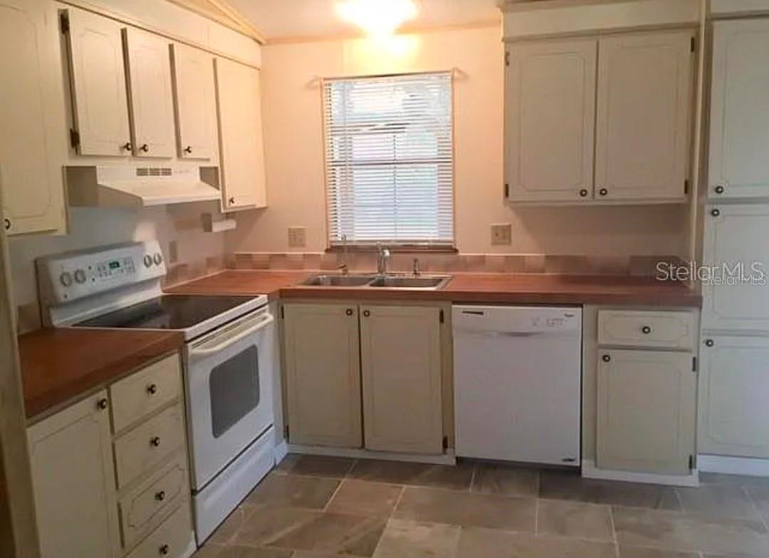 2738 CRANMOOR DR, KISSIMMEE, FL, 34758