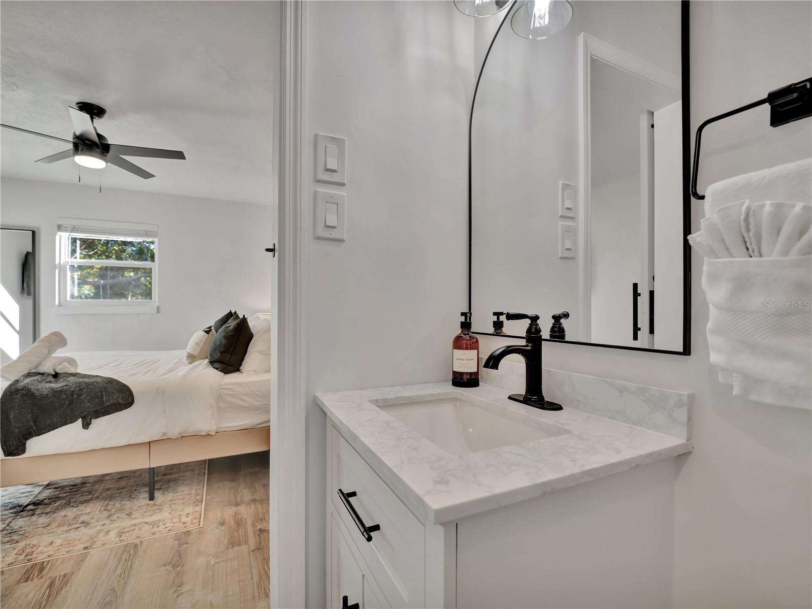 4002 W OKLAHOMA AVE, TAMPA, FL, 33616