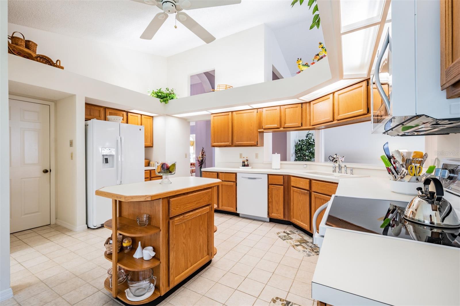 9008 QUAIL CREEK DR, TAMPA, FL, 33647