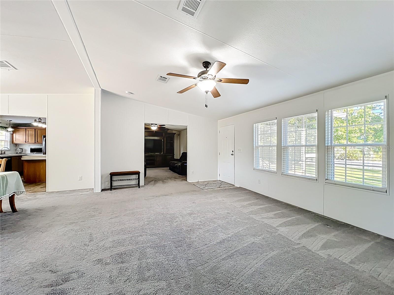 9040 MERCURY DR, ST CLOUD, FL, 34773