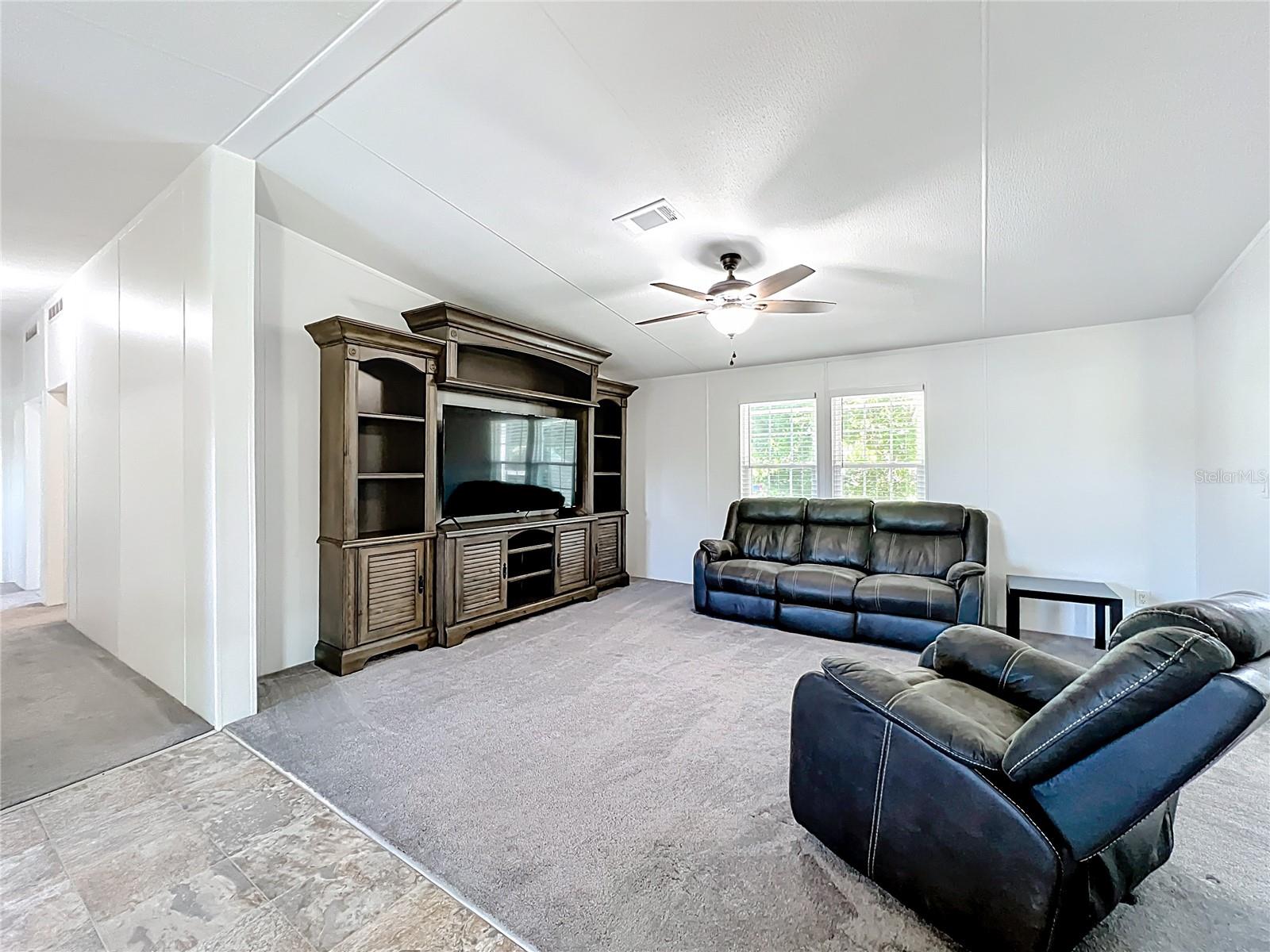 9040 MERCURY DR, ST CLOUD, FL, 34773