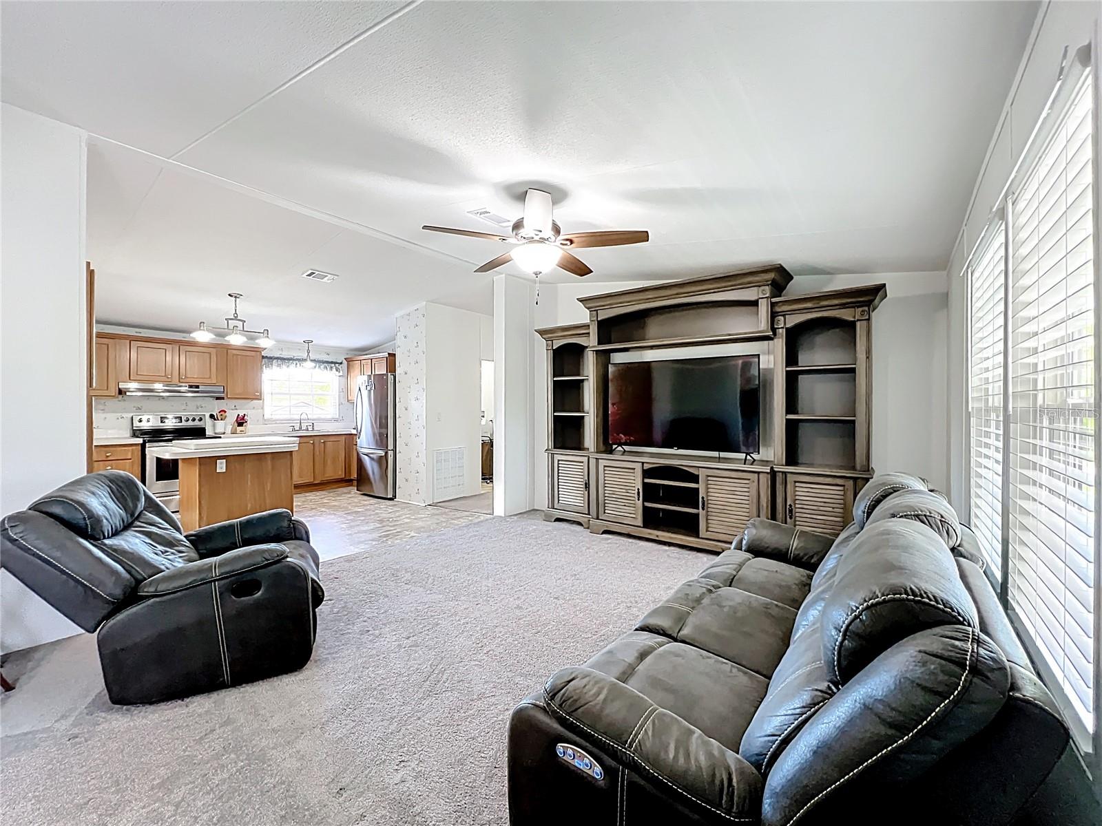 9040 MERCURY DR, ST CLOUD, FL, 34773