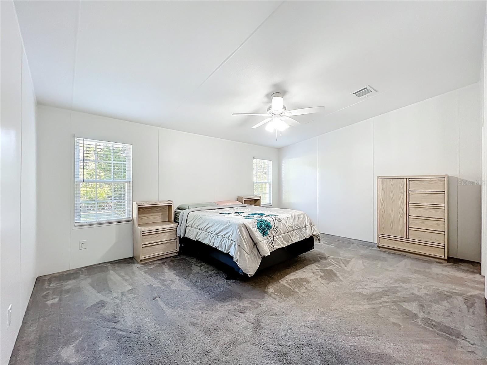 9040 MERCURY DR, ST CLOUD, FL, 34773