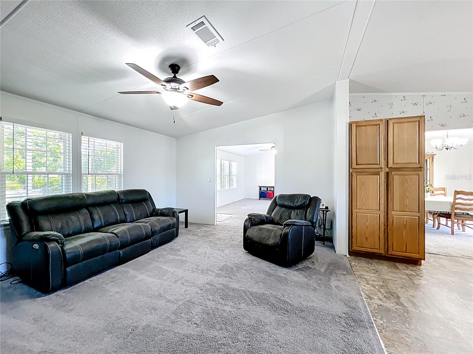 9040 MERCURY DR, ST CLOUD, FL, 34773