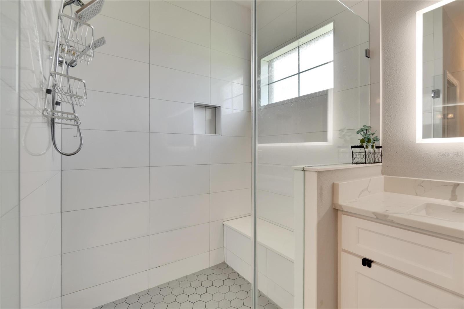 7211 MEETING HOUSE LN, APOLLO BEACH, FL, 33572