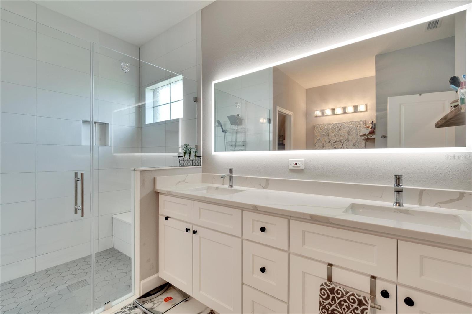 7211 MEETING HOUSE LN, APOLLO BEACH, FL, 33572