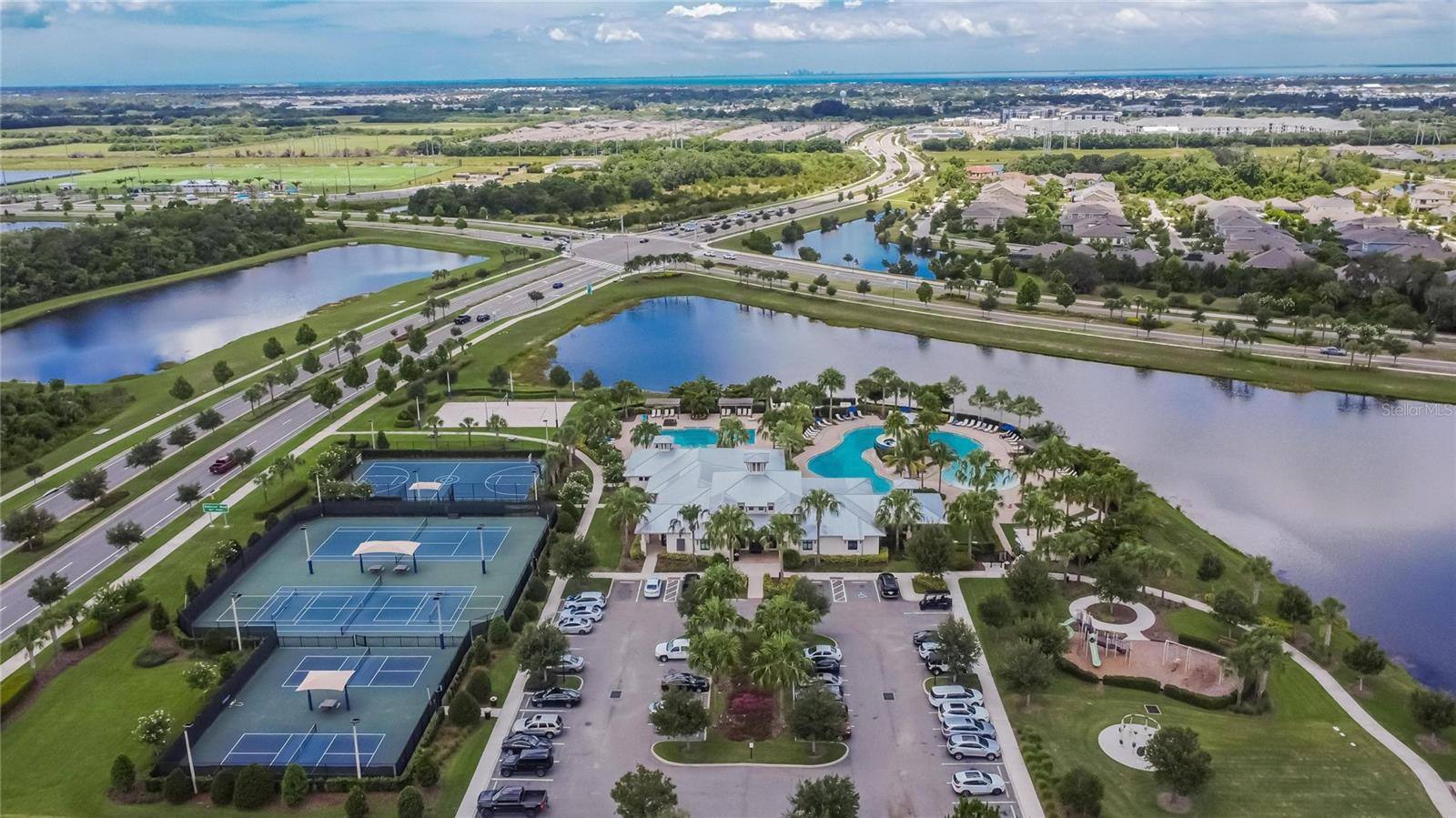 7211 MEETING HOUSE LN, APOLLO BEACH, FL, 33572