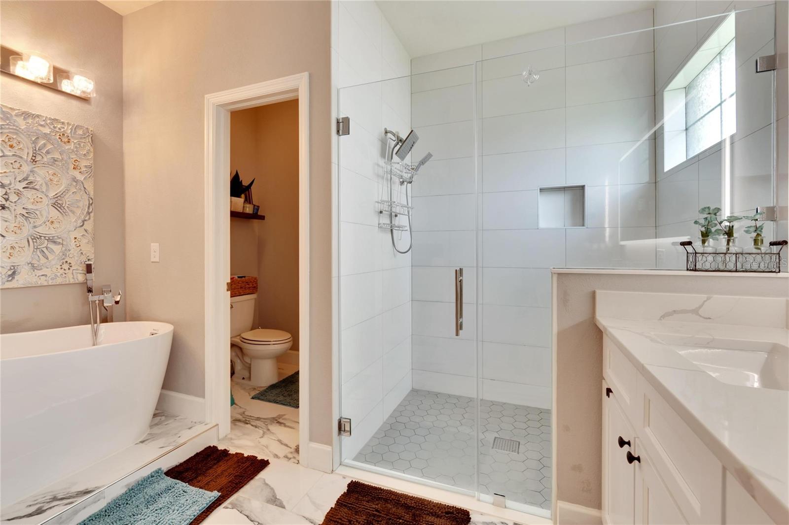 7211 MEETING HOUSE LN, APOLLO BEACH, FL, 33572