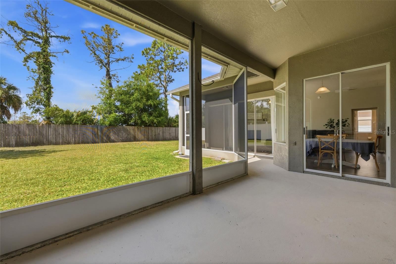 10121 KINGSHYRE WAY, TAMPA, FL, 33647