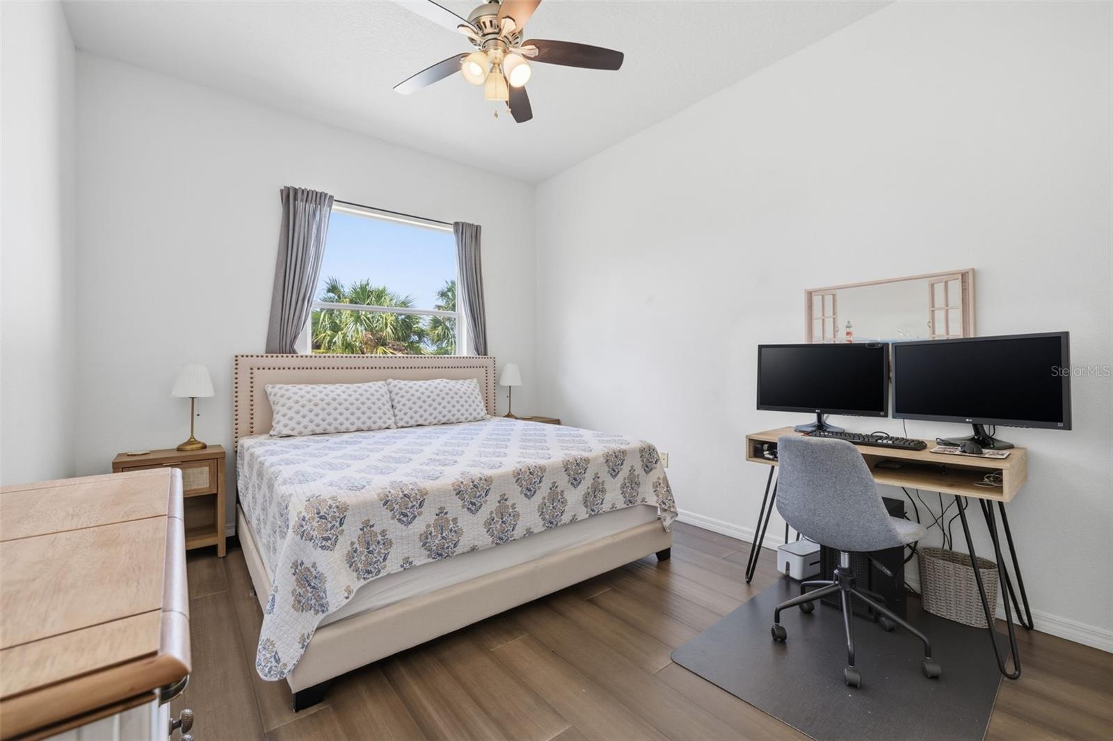 10121 KINGSHYRE WAY, TAMPA, FL, 33647