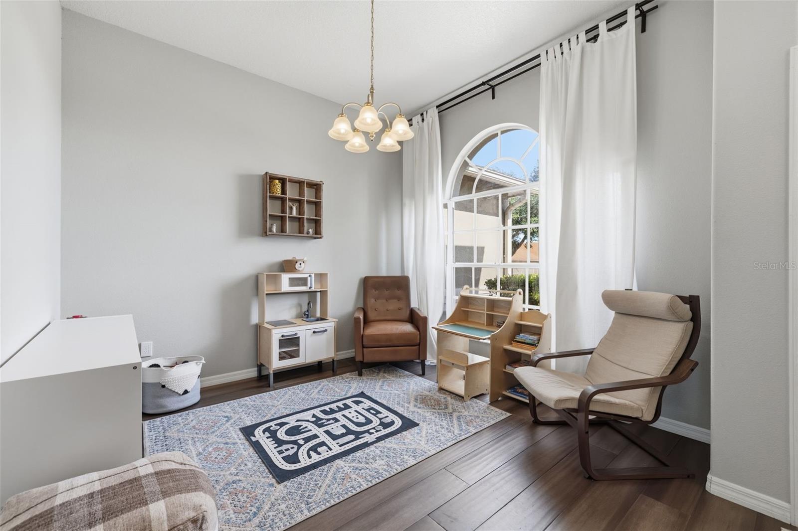 10121 KINGSHYRE WAY, TAMPA, FL, 33647