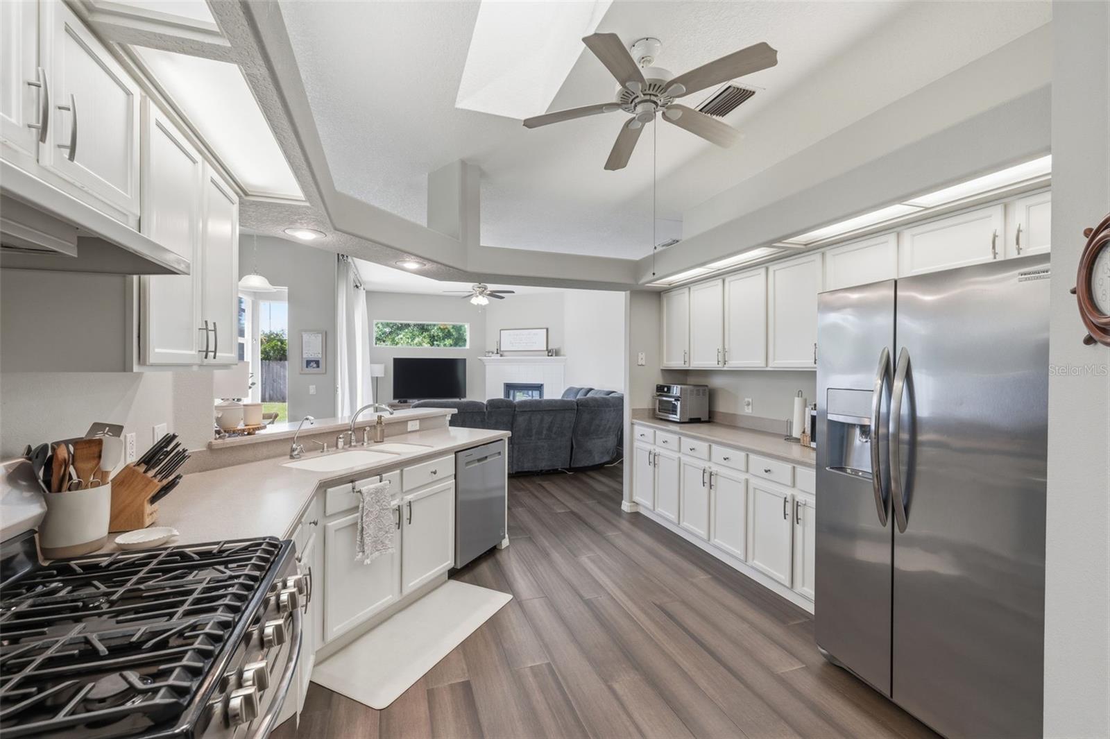 10121 KINGSHYRE WAY, TAMPA, FL, 33647