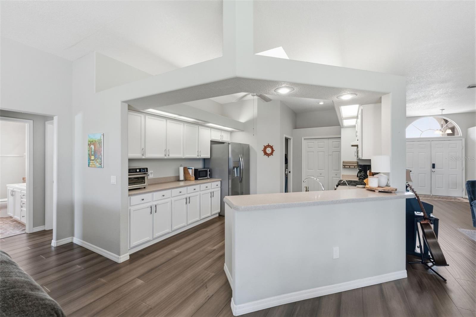 10121 KINGSHYRE WAY, TAMPA, FL, 33647