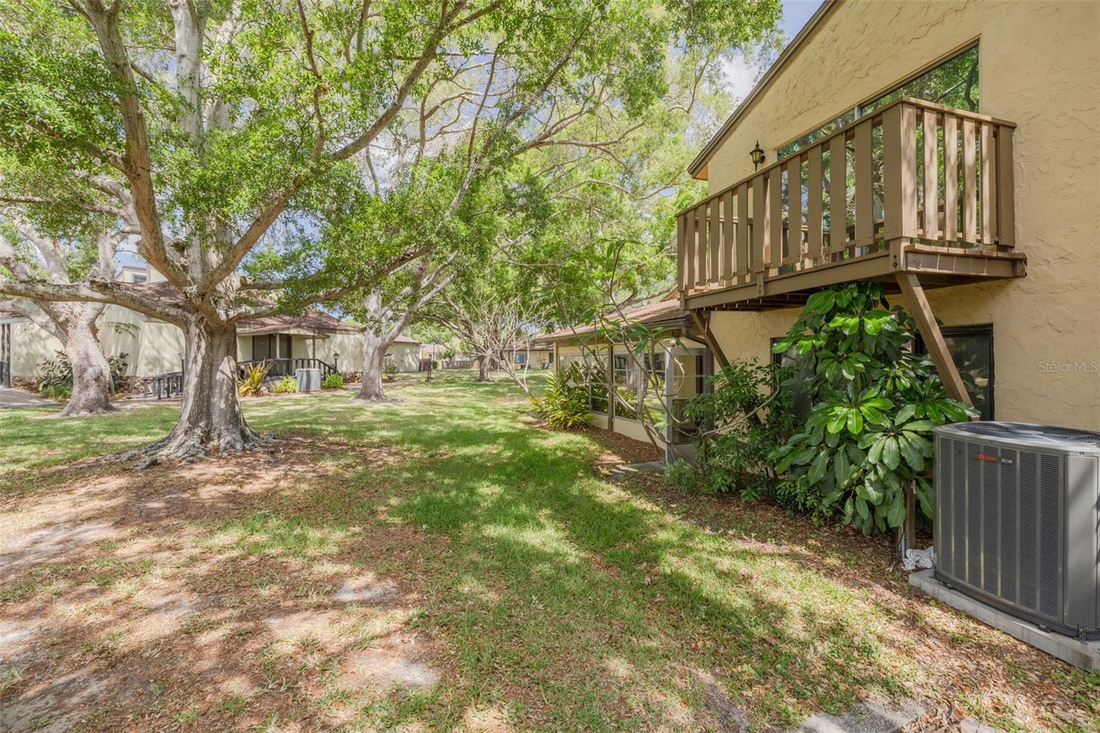 2101 SUNSET POINT RD #1305, CLEARWATER, FL, 33765