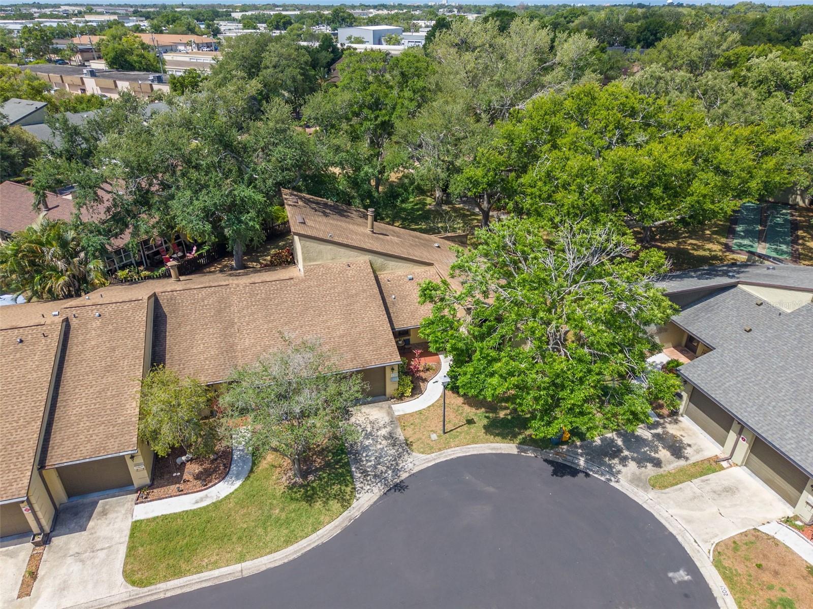 2101 SUNSET POINT RD #1305, CLEARWATER, FL, 33765