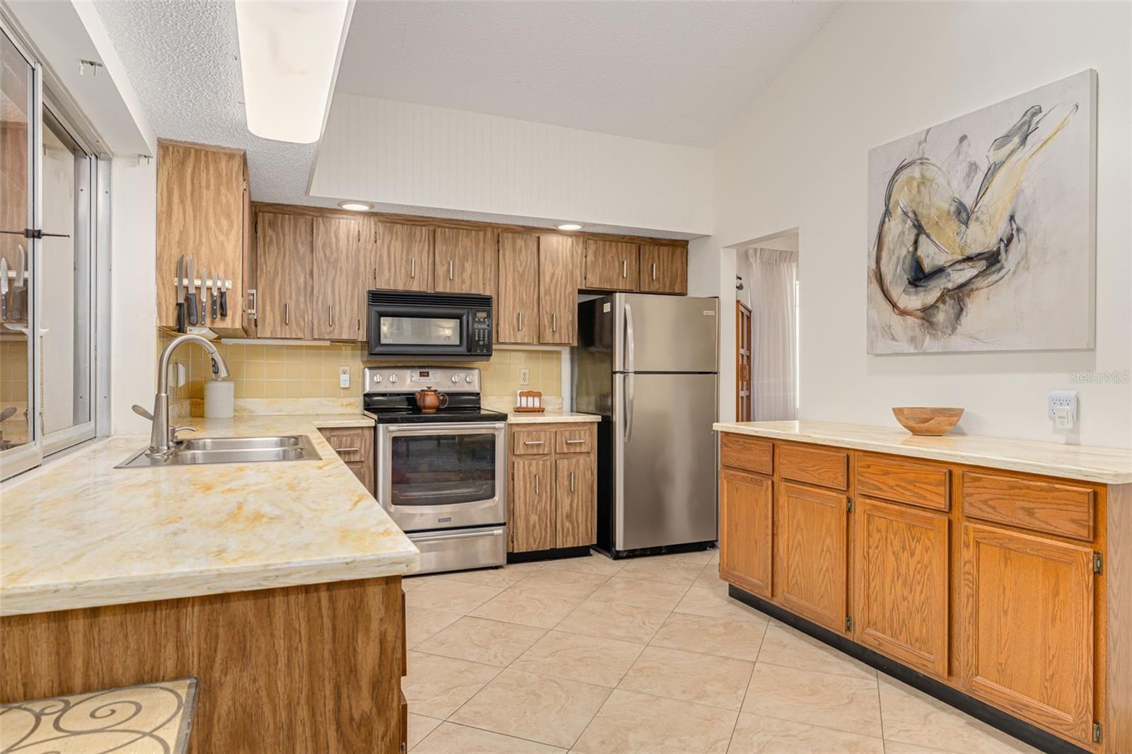 2101 SUNSET POINT RD #1305, CLEARWATER, FL, 33765