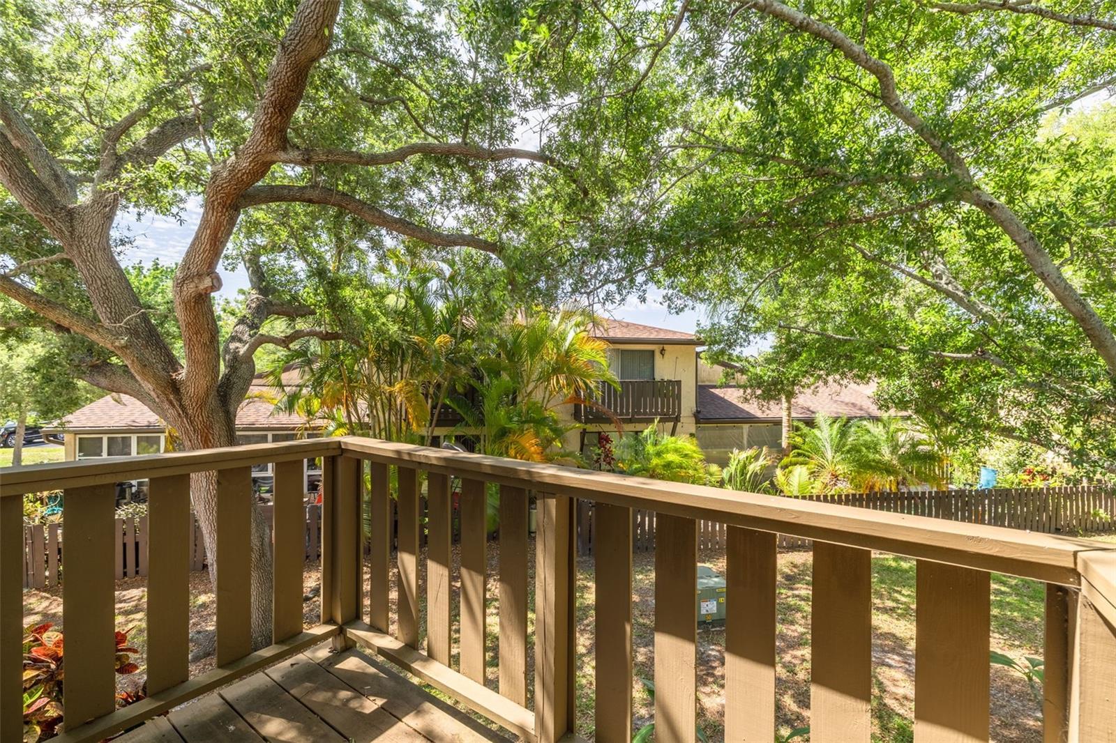 2101 SUNSET POINT RD #1305, CLEARWATER, FL, 33765