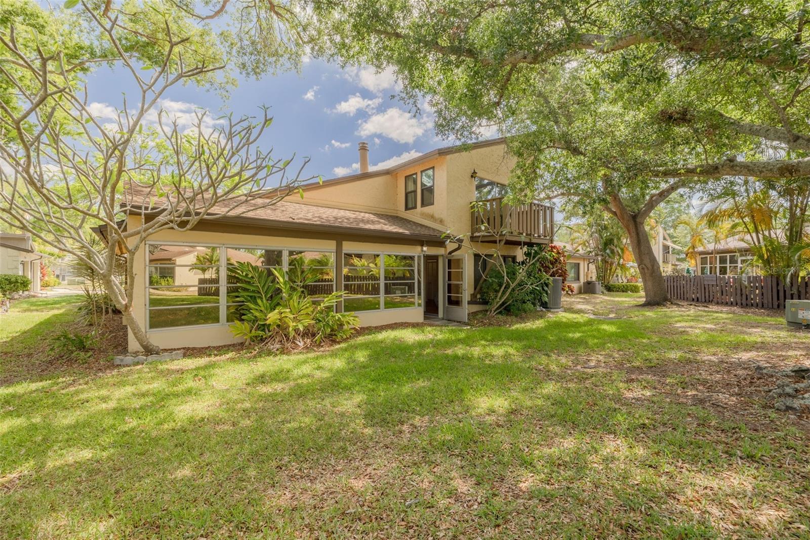 2101 SUNSET POINT RD #1305, CLEARWATER, FL, 33765