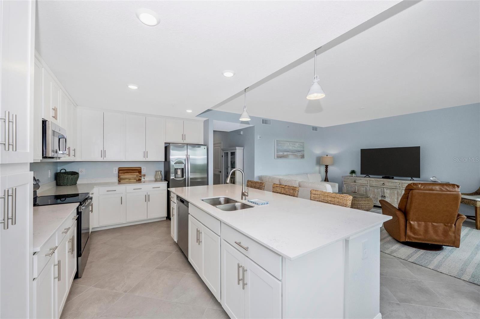 17655 OPAL SAND DR #203, VENICE, FL, 34293