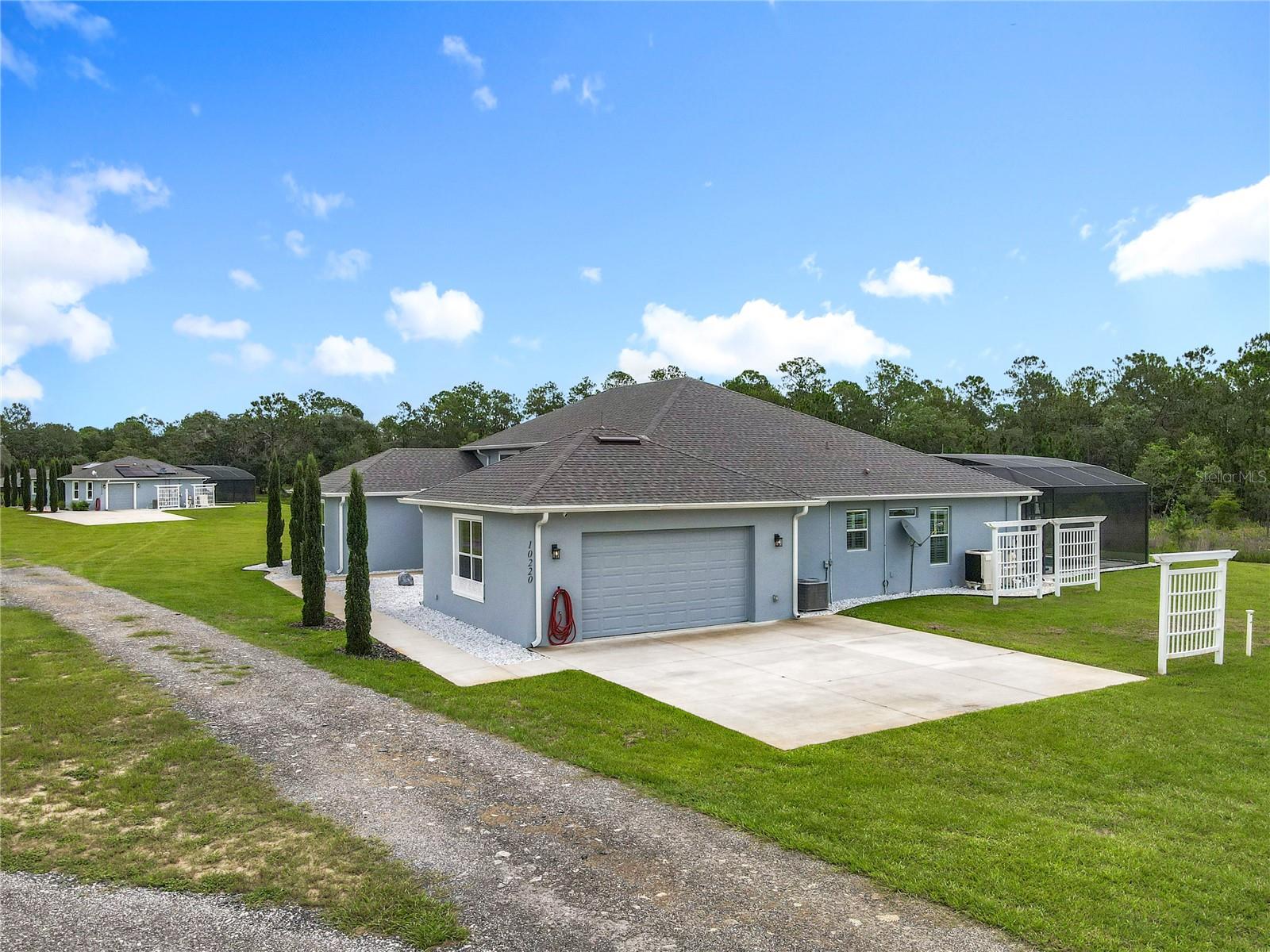10220 & 10224 BAY LAKE RD, GROVELAND, FL, 34736