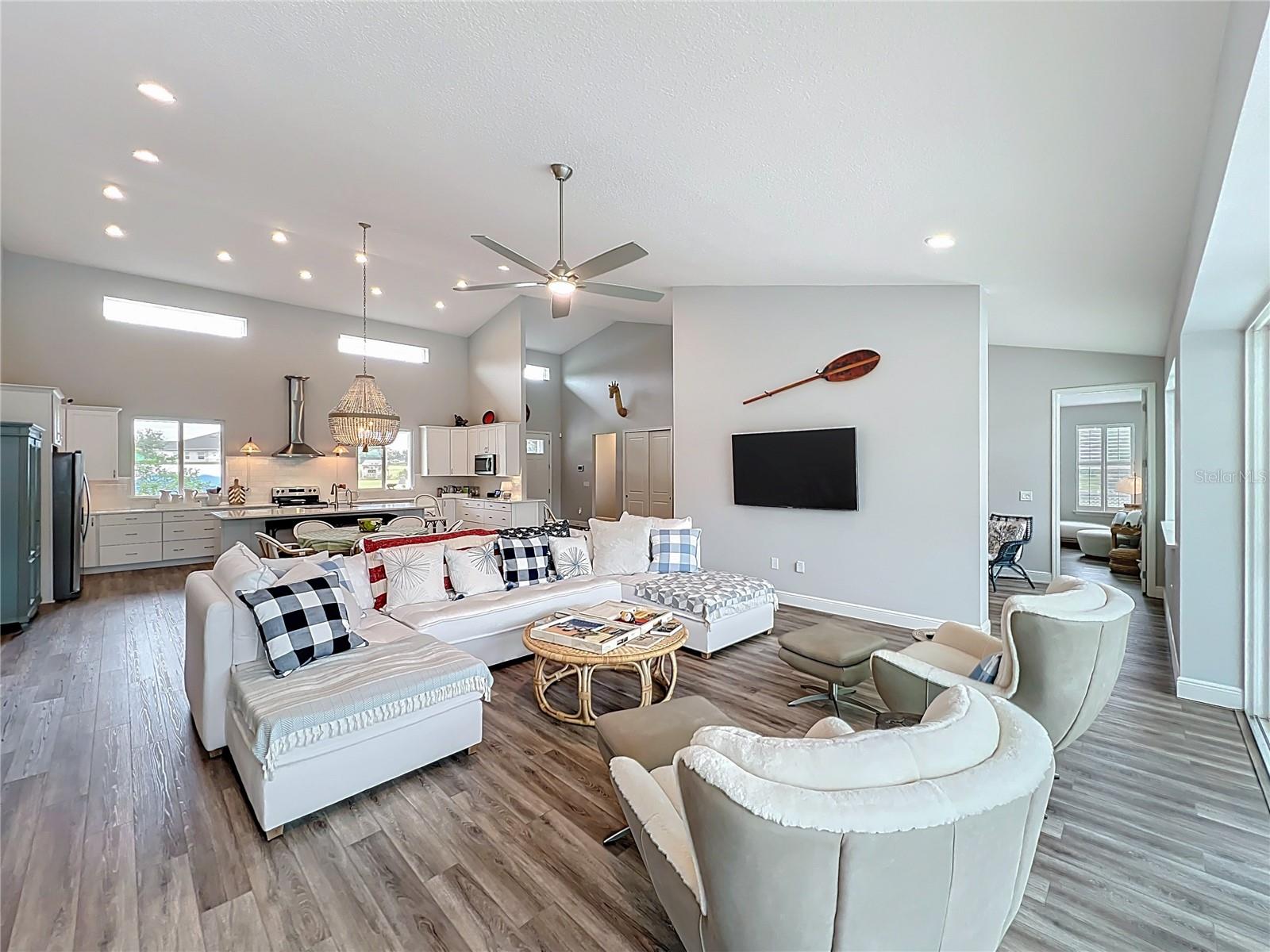 10220 & 10224 BAY LAKE RD, GROVELAND, FL, 34736