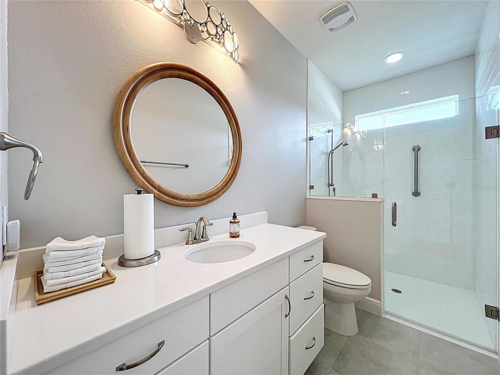 10220 & 10224 BAY LAKE RD, GROVELAND, FL, 34736