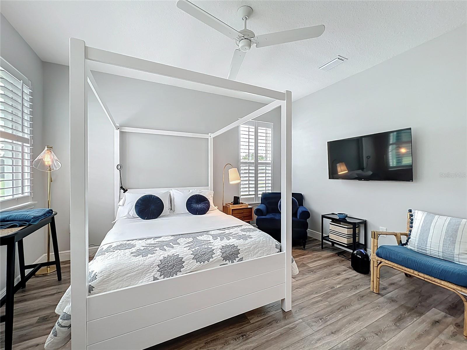 10220 & 10224 BAY LAKE RD, GROVELAND, FL, 34736