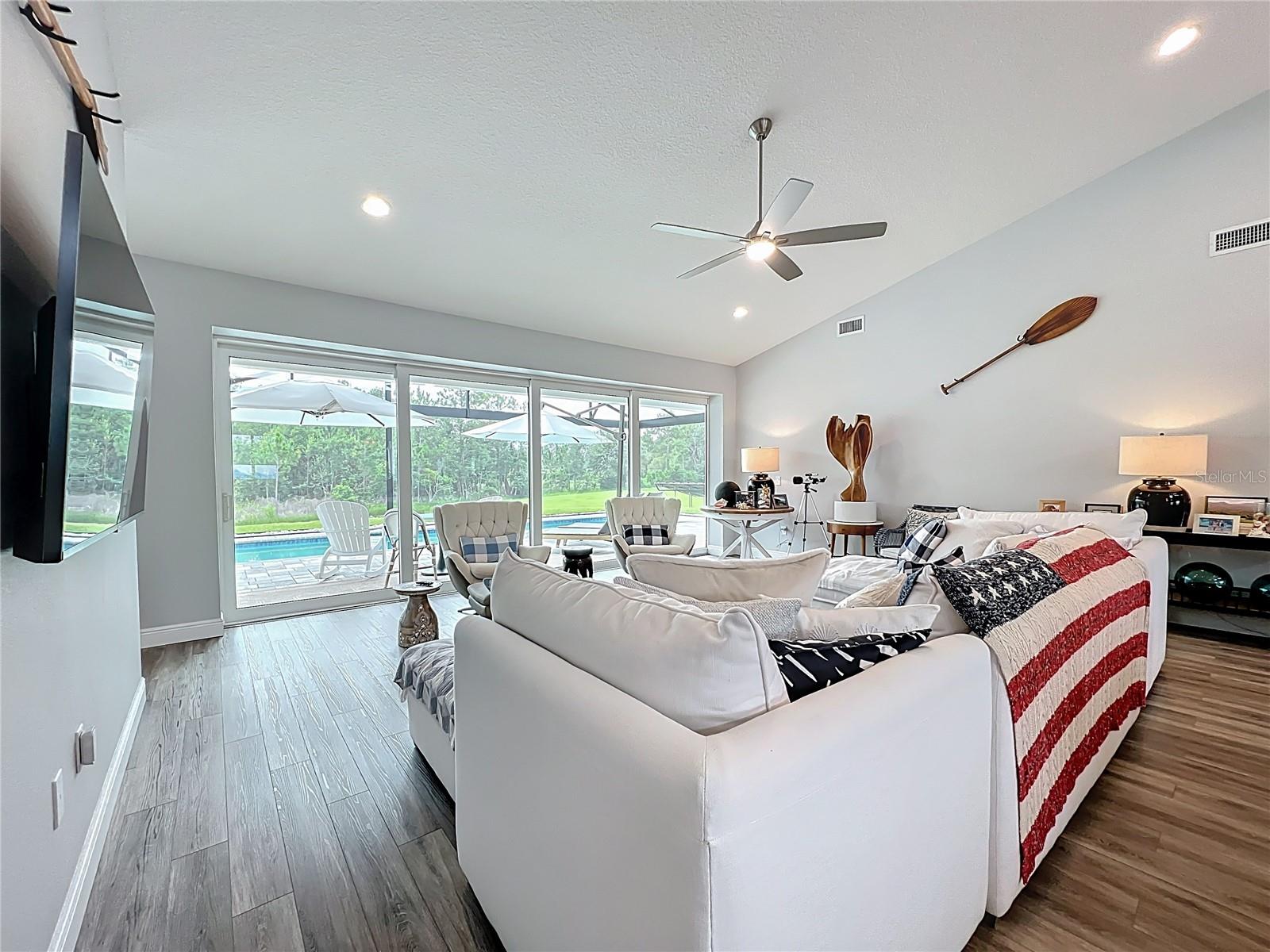 10220 & 10224 BAY LAKE RD, GROVELAND, FL, 34736