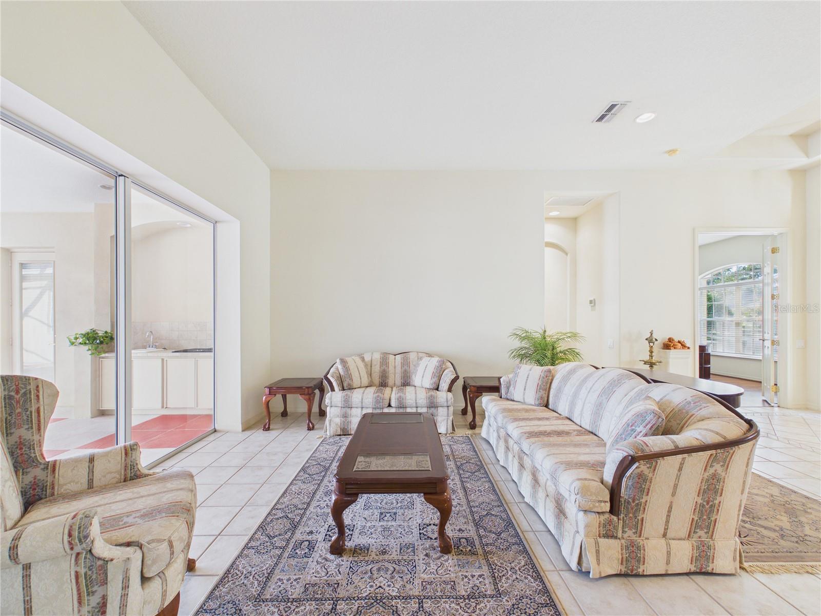 10207 ESTUARY DR, TAMPA, FL, 33647