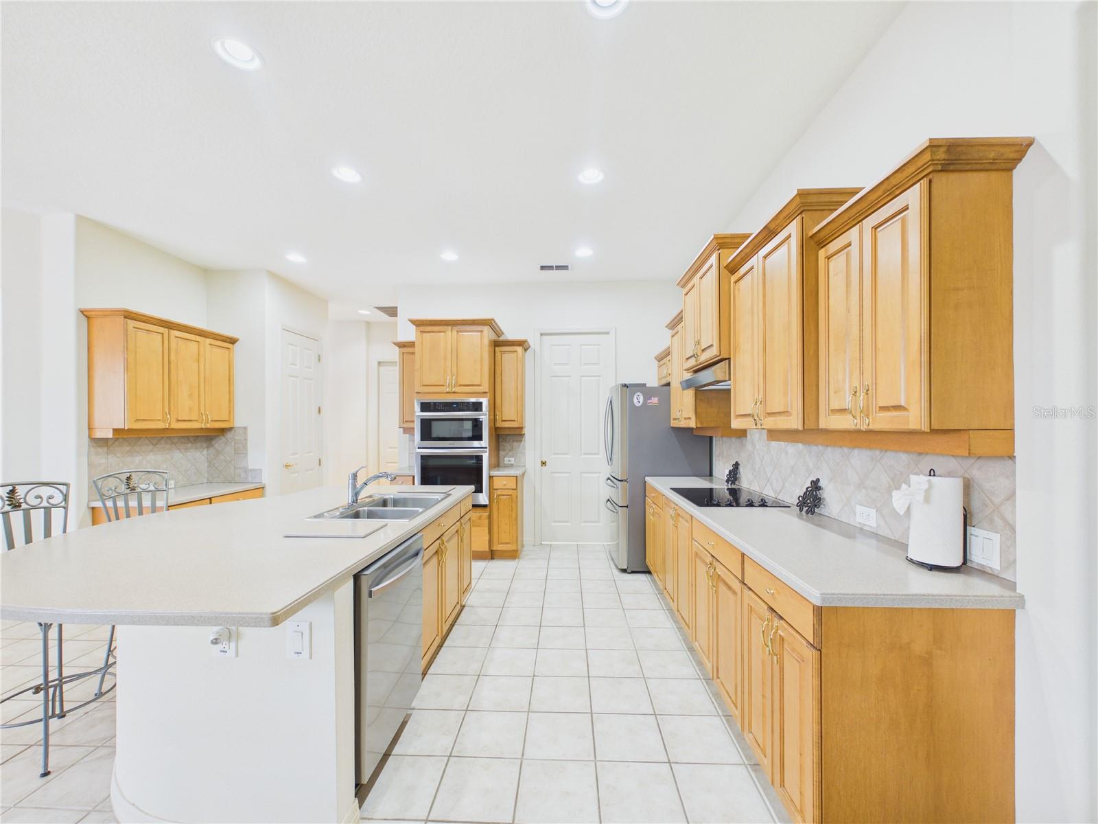 10207 ESTUARY DR, TAMPA, FL, 33647