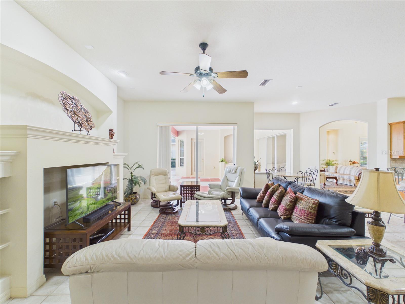 10207 ESTUARY DR, TAMPA, FL, 33647