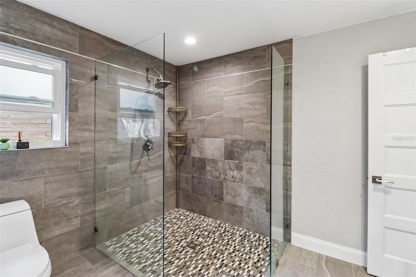 77 N ST ANDREWS DR, ORMOND BEACH, FL, 32174