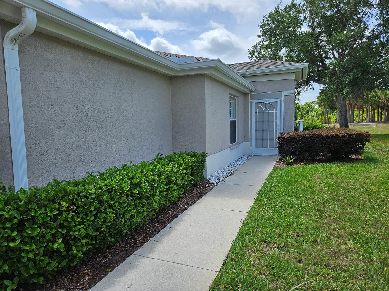 2038 GRANTHAM GREENS DR #2038, SUN CITY CENTER, FL, 33573