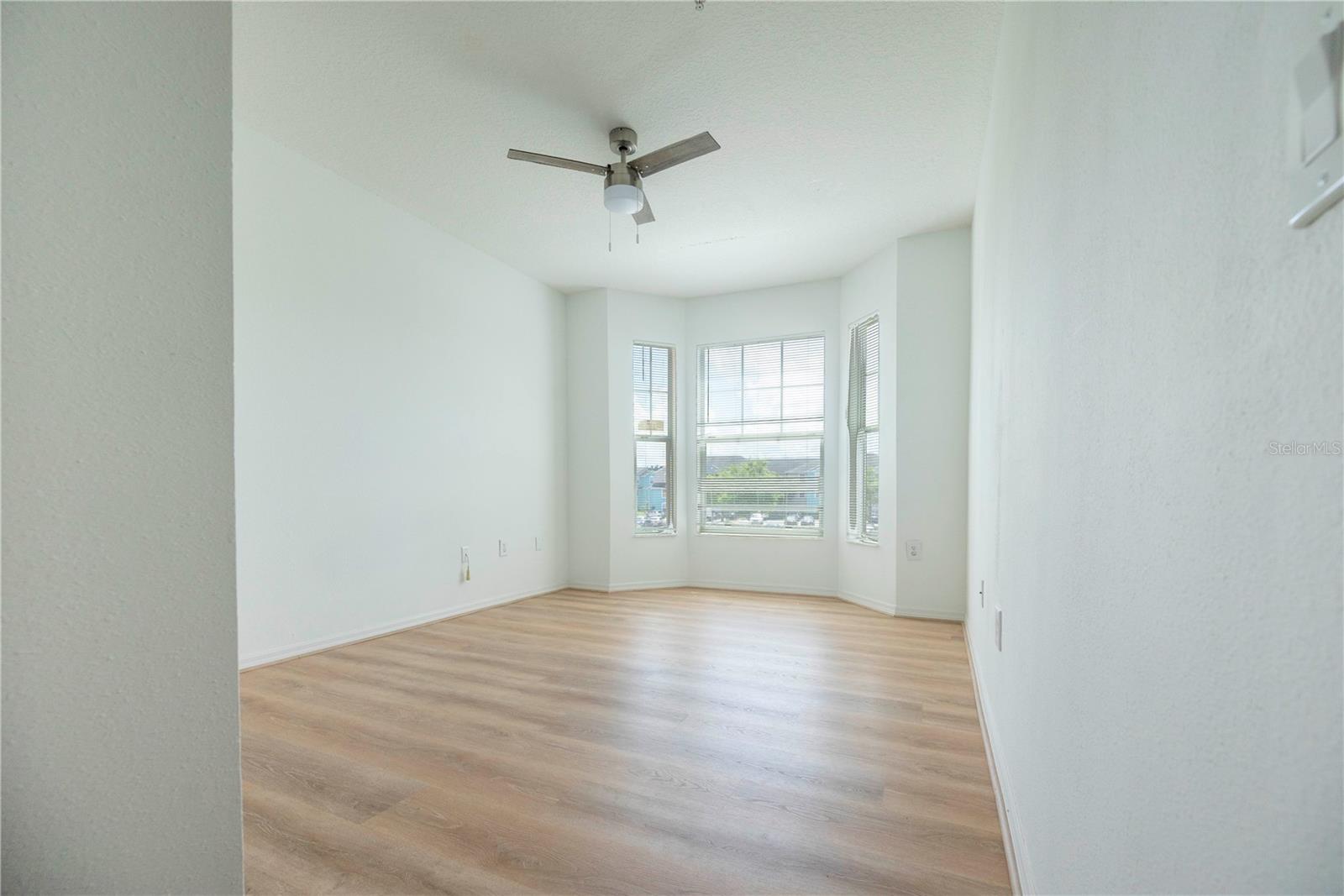 5554 METROWEST BLVD #4-211, ORLANDO, FL, 32811