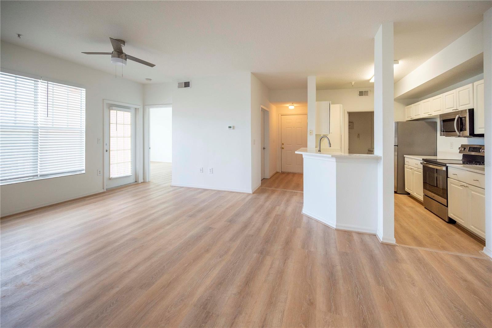 5554 METROWEST BLVD #4-211, ORLANDO, FL, 32811