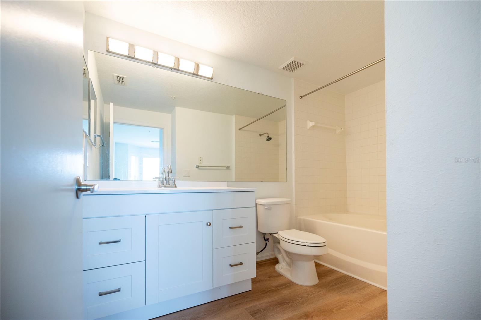 5554 METROWEST BLVD #4-211, ORLANDO, FL, 32811