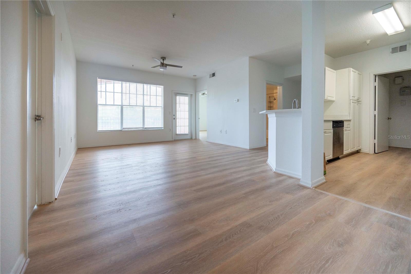 5554 METROWEST BLVD #4-211, ORLANDO, FL, 32811