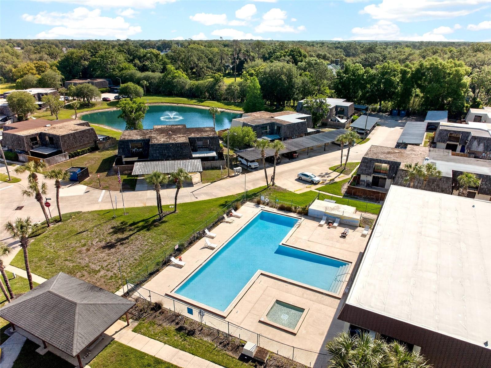 2906 ASH DR, LEESBURG, FL, 34748