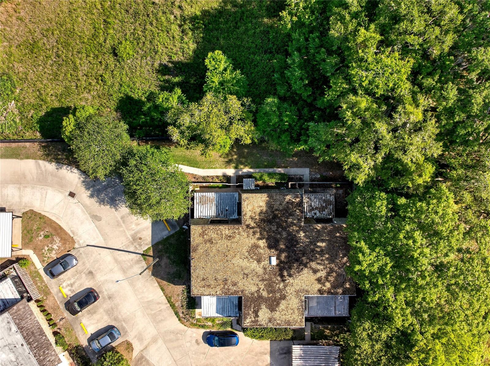 2906 ASH DR, LEESBURG, FL, 34748