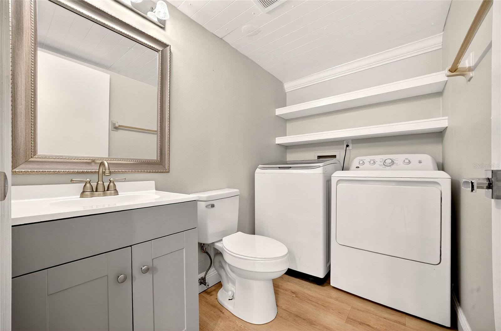 2906 ASH DR, LEESBURG, FL, 34748